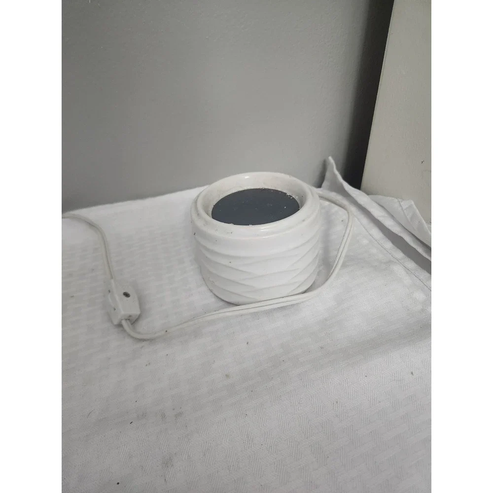 White Ceramic Electric Candle Warmer Plate Textured Wavy Base with On Off Switch
